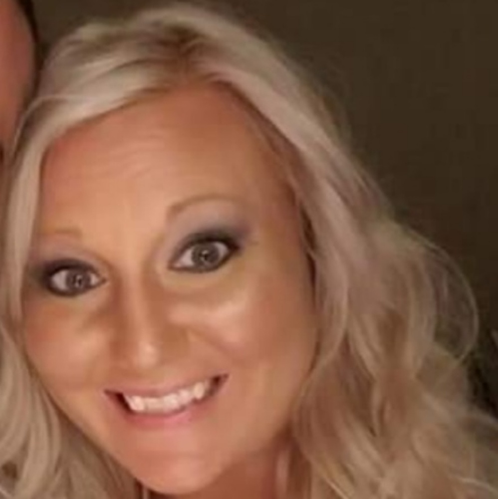 Meet your Posher, Sandee
